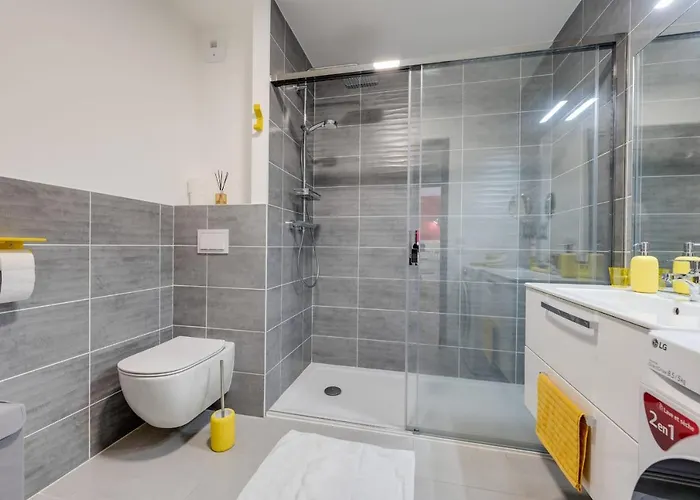 Emergence - 1 Bedroom 2-4 Pers Garage And Terrace Дом отдыха